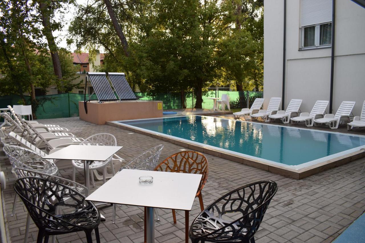Lido Riviera, Relux Apartman Balatonlelle Eksteriør bilde