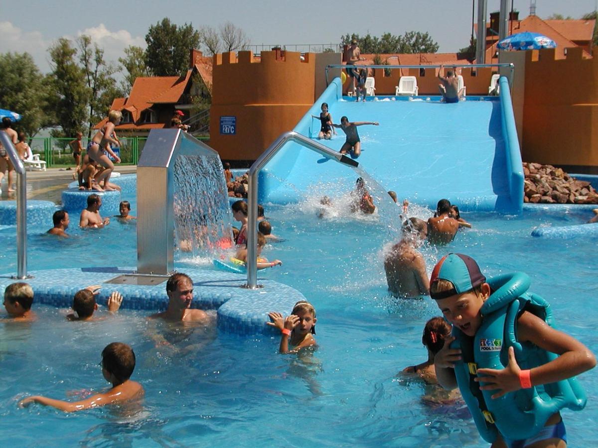 Lido Riviera, Relux Apartman Balatonlelle Eksteriør bilde